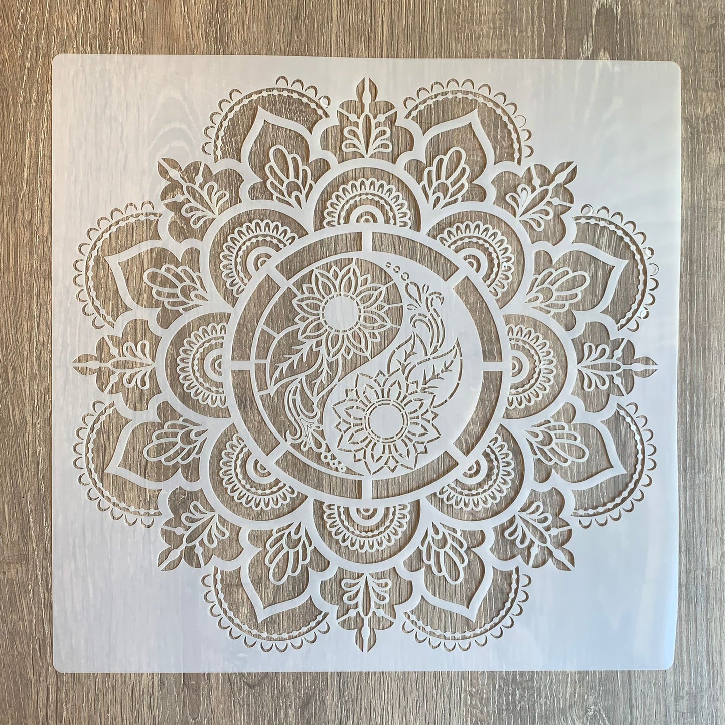 Mandala Stencil Ying Yang
